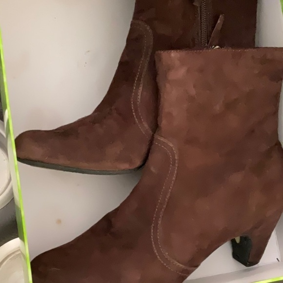 Sam Edelman Dark Brown Maddie Suede Ankle Boots / Booties - Picture 10 of 11